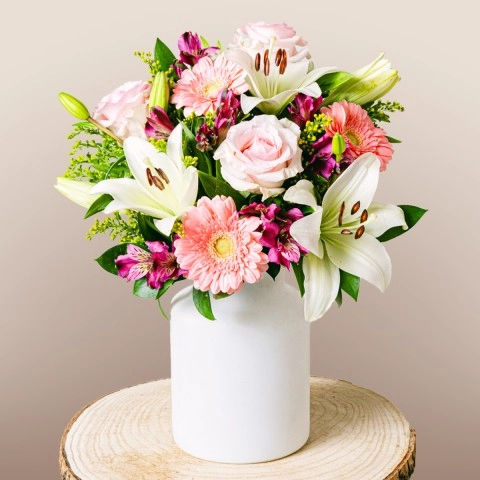 Lys Blancs Gerberas Roses Alstroemerias Violets