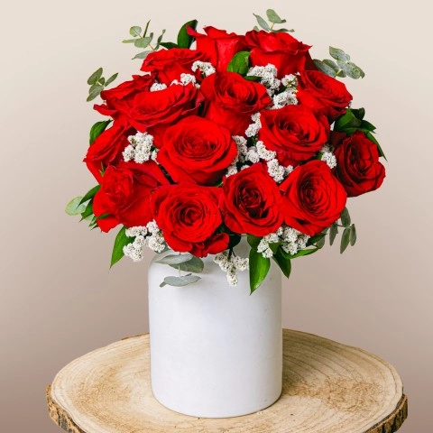 Amour Classique 12 Roses Rouges